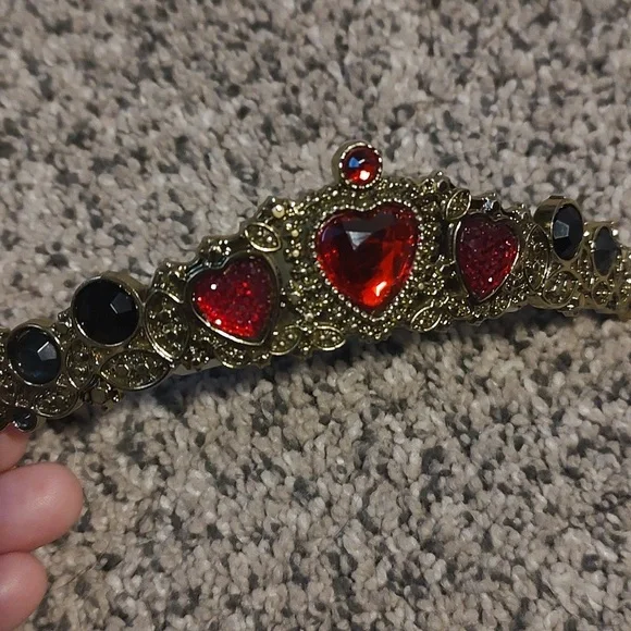 Crown - Picture 3 of 3